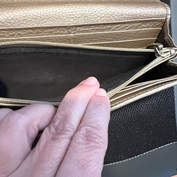 Gucci Leather Long Wallet - Gold - Picture 5 of 8